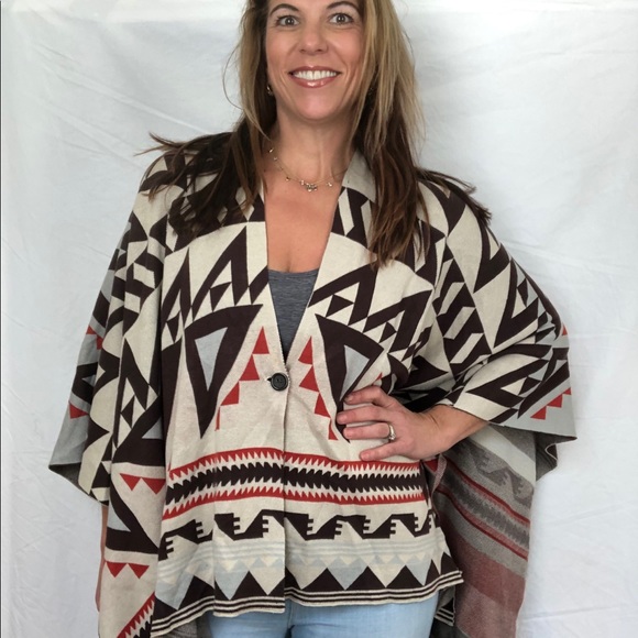 Sisters Southeastern Tribal Boho Poncho for Women - Picture 2 of 15